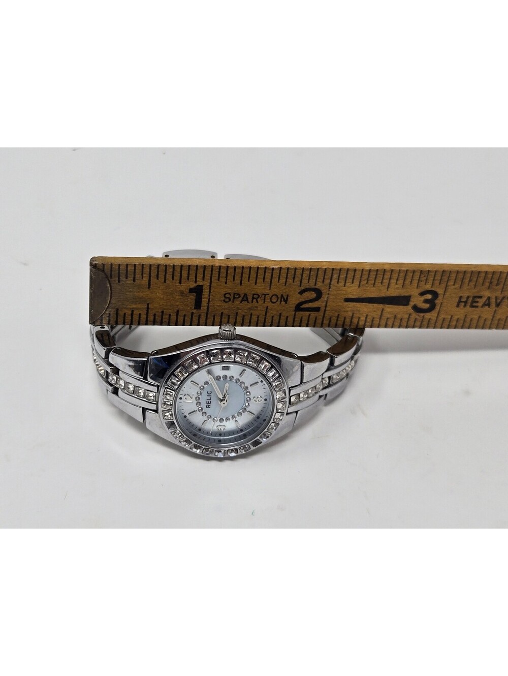 Relic by Fossil Women's Queen's Court Silver-Tone Crystal Bezel Watch - Picture 7 of 8